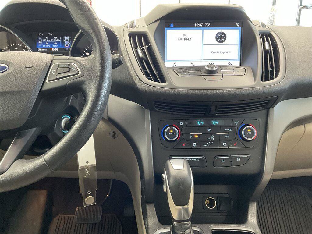 Used 2018 Ford Escape SEL w/ Ford Safe & Smart Package AWD/4WD image 18