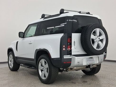 Used 2025 Land Rover Defender 90 S image 3