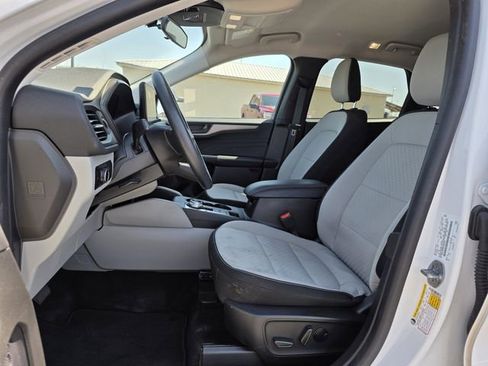 Used 2023 Ford Escape Active w/ Tech Pack #1 FWD image 13