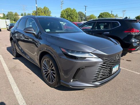 Used 2025 Lexus RX 450h AWD w/ Convenience Package image 15