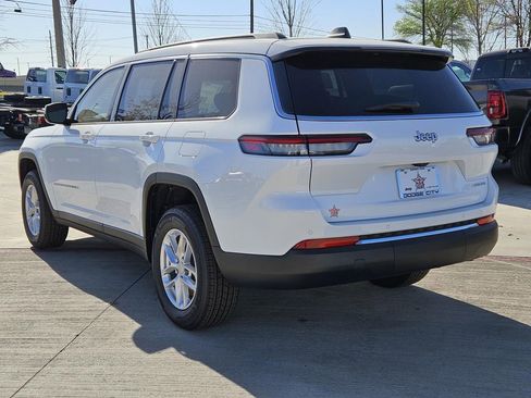 New 2026 Jeep Grand Cherokee L 2WD image 3