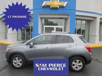 Used 2019 Chevrolet Trax LT w/ LT Convenience Package image 1