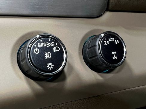 Used 2019 GMC Yukon SLT AWD/4WD image 30