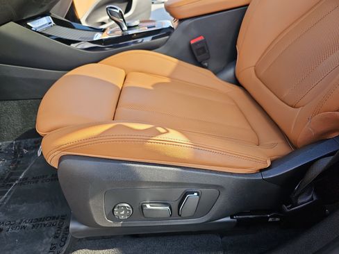 Used 2024 BMW X3 sDrive30i w/ Premium Package image 29