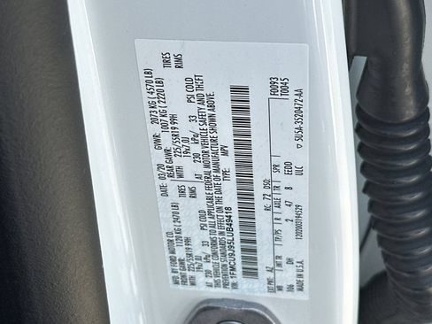 Used 2020 Ford Escape Titanium w/ Titanium Premium Package 2.0 AWD/4WD image 35