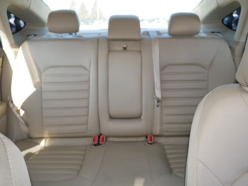 Used 2016 Ford Fusion SE image 13