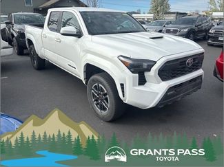 Used 2024 Toyota Tacoma TRD Sport video 1