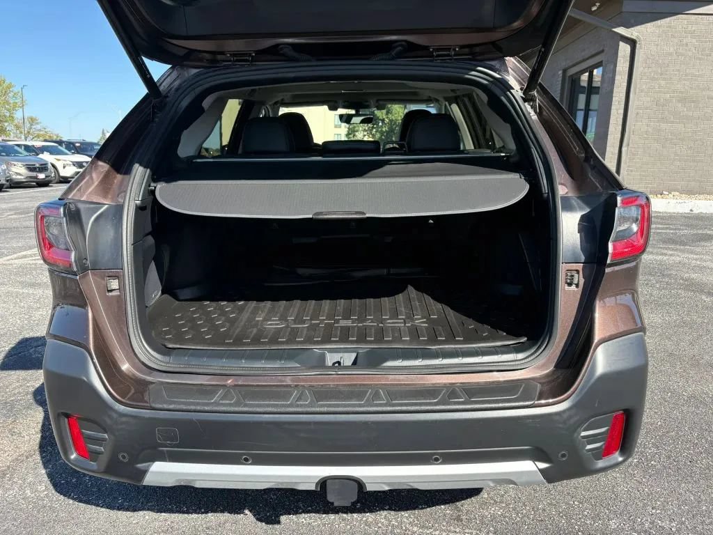 Used 2021 Subaru Outback Limited w/ Popular Package #2 AWD/4WD image 10