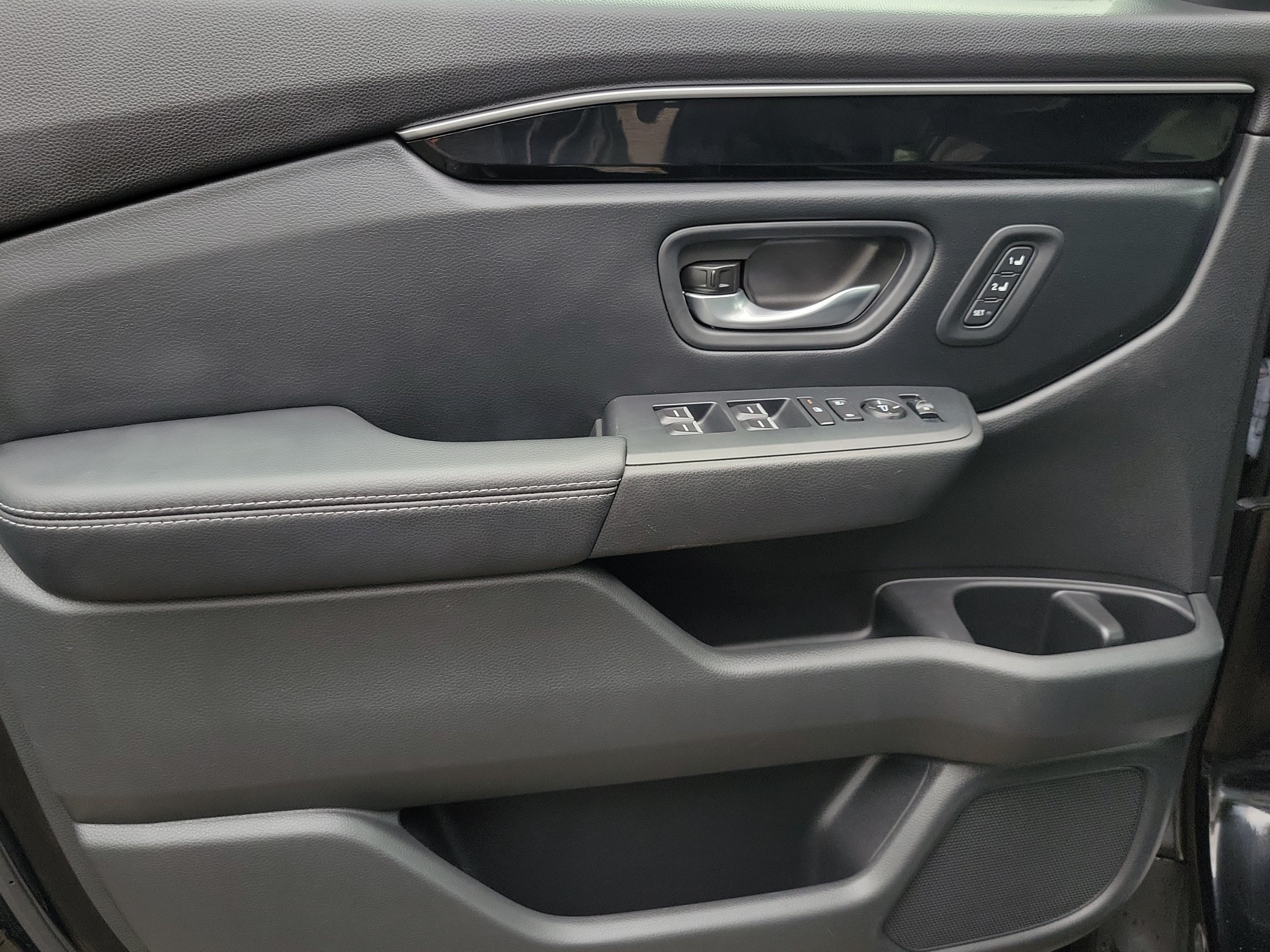 Used 2024 Honda Pilot EX-L image 16