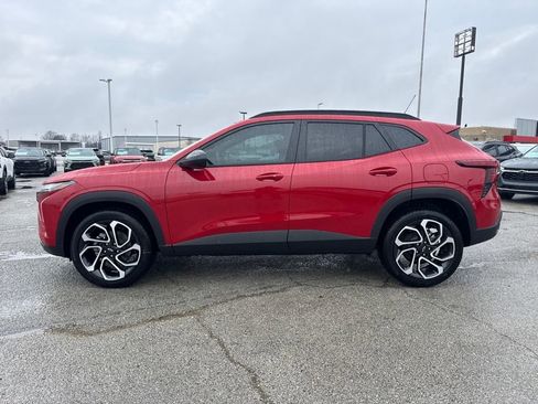 New 2026 Chevrolet Trax RS w/ Driver Confidence Package image 3