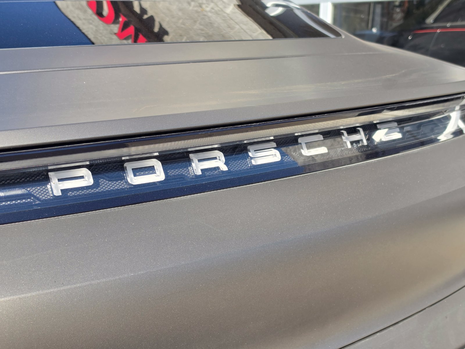 Used 2020 Porsche Taycan AWD/4WD image 7