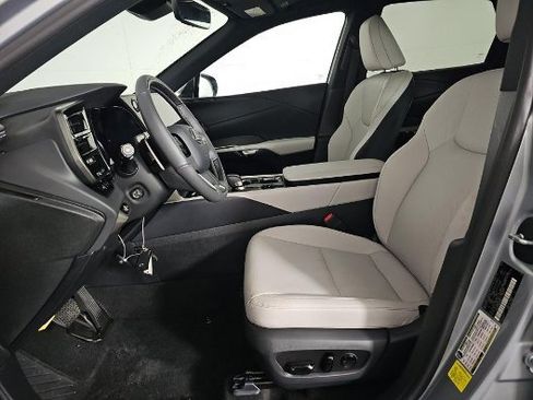 Used 2024 Lexus RX 350 Premium w/ Convenience Package image 3
