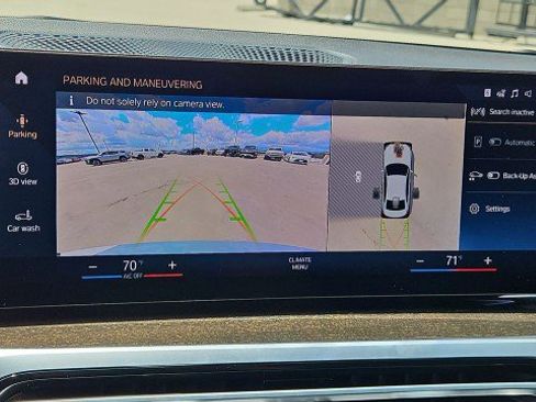 Used 2023 BMW 330i Sedan w/ Premium Package image 15