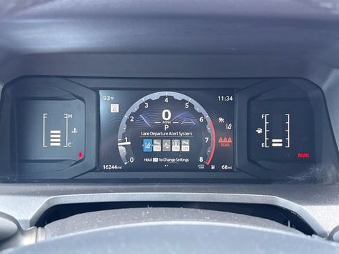 Used 2025 Toyota Tacoma SR5 w/ SR5 Upgrade Package RWD image 13