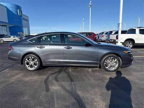 Certified 2024 Honda Accord EX image 4