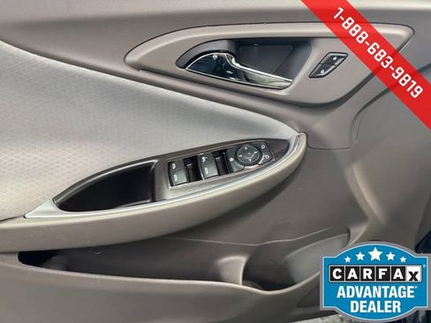 Used 2017 Chevrolet Malibu LT w/ Driver Confidence Package image 26