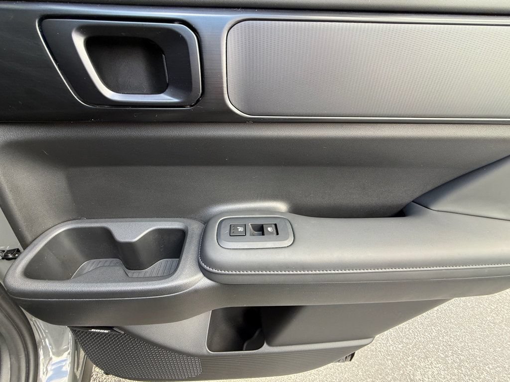 Used 2025 Hyundai Santa Fe Calligraphy FWD image 43