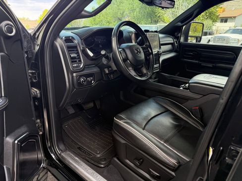 Used 2023 RAM 2500 Limited AWD/4WD image 33
