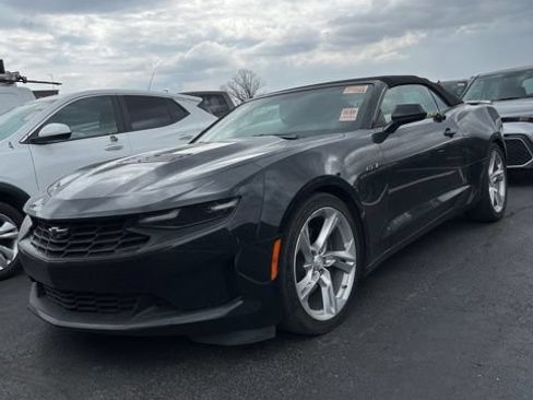 Used 2023 Chevrolet Camaro LT RWD image 1