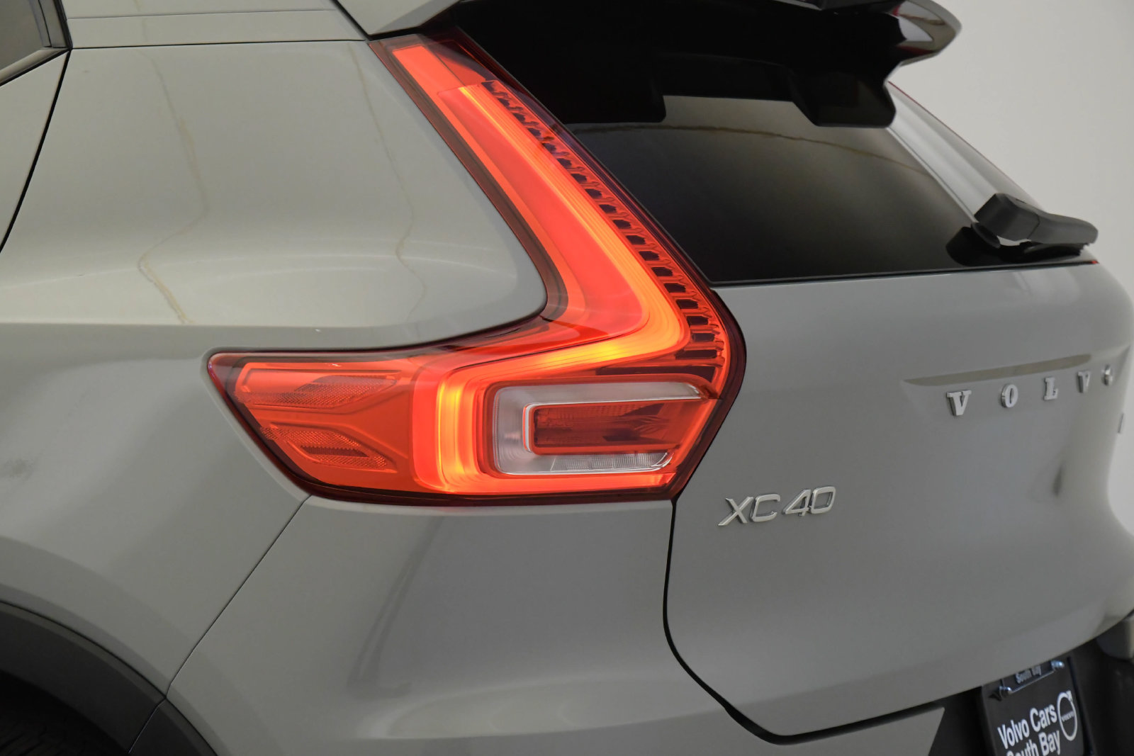 Used 2026 Volvo XC40 B5 Ultra w/ Climate Package AWD/4WD image 11