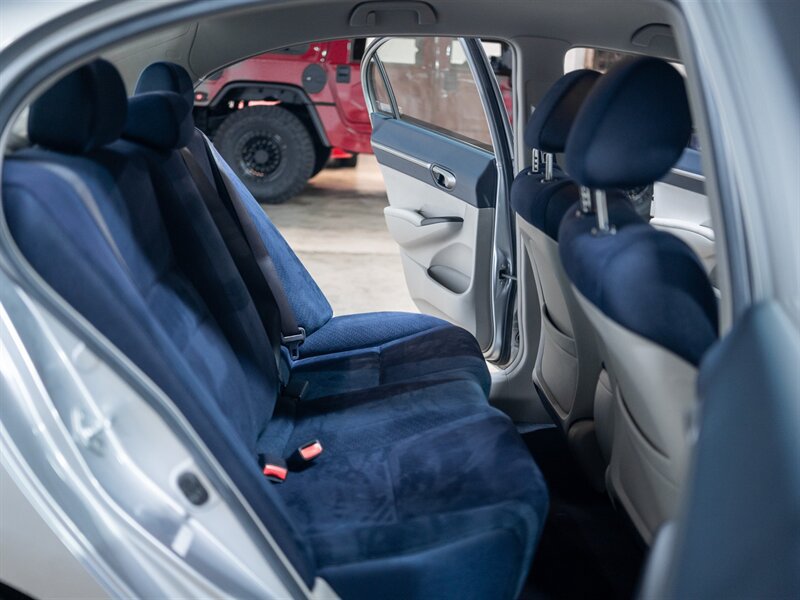 Used 2007 Honda Civic Hybrid Sedan image 23