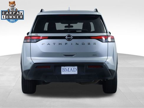 Used 2025 Nissan Pathfinder SV AWD/4WD image 12