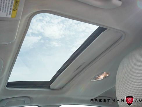 Used 2023 Subaru Impreza Premium image 8