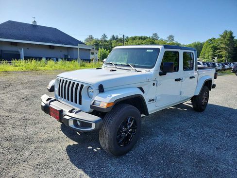 New 2023 Jeep Gladiator Sport image 1