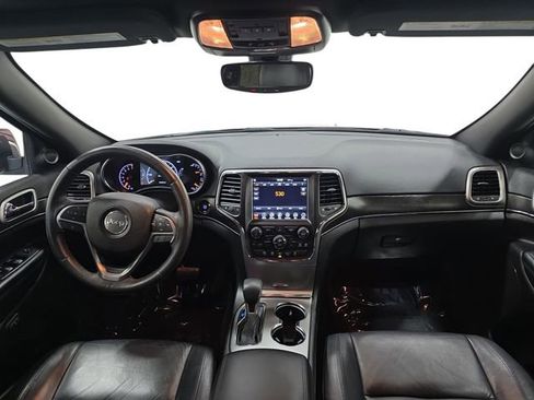 Used 2018 Jeep Grand Cherokee Limited w/ Trailer Tow Group IV image 10