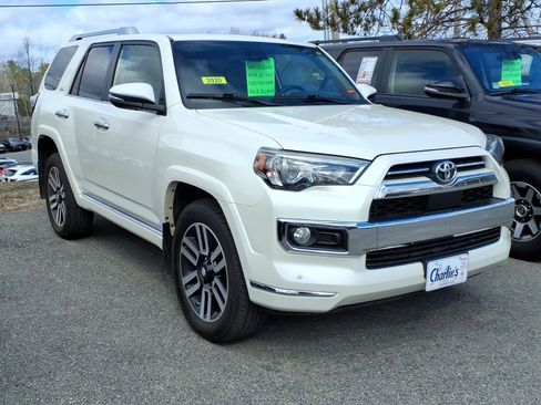 Used 2020 Toyota 4Runner Limited AWD/4WD image 3