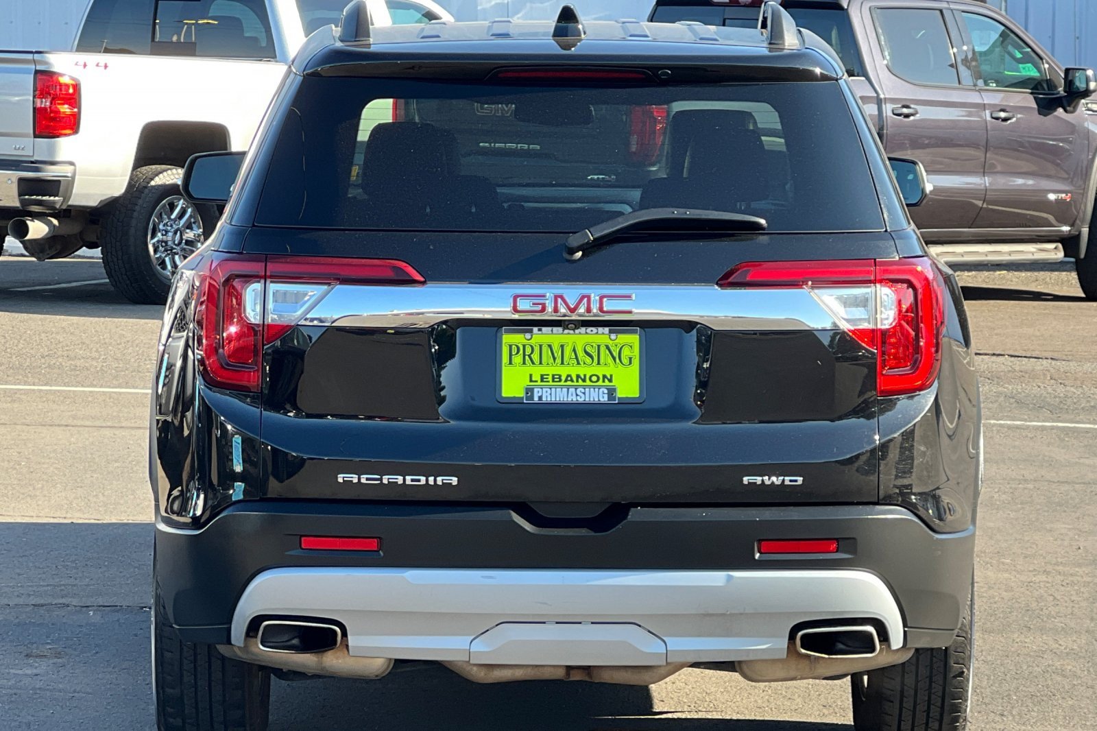 Used 2023 GMC Acadia SLT AWD/4WD image 5