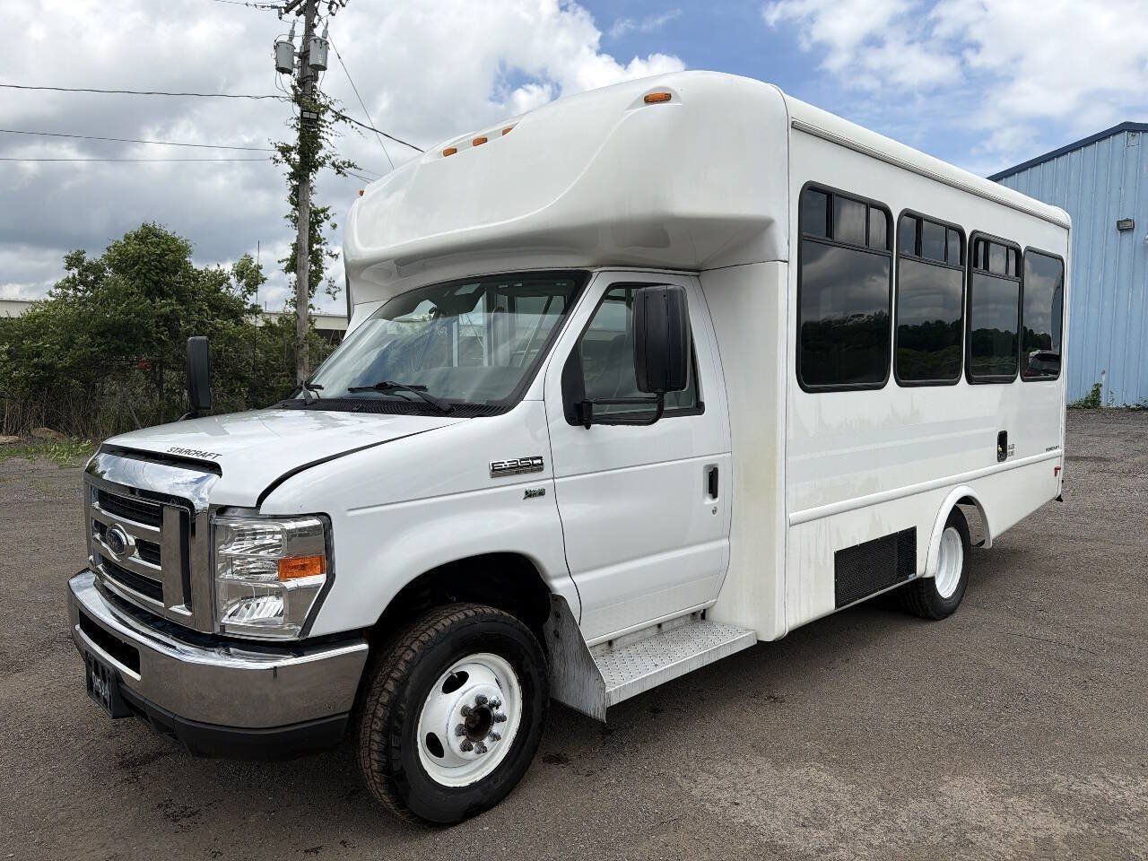 Used 2018 Ford E-350 and Econoline 350 Super Duty w/ Shuttle Bus Prep Package RWD image 3