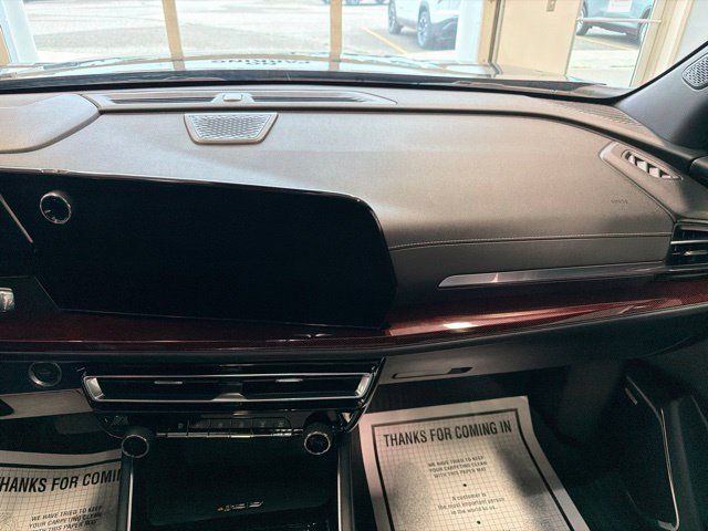 Used 2026 Chevrolet Traverse Z71 w/ Enhanced Driving Package AWD/4WD image 27