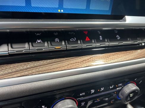 New 2026 Chevrolet Silverado 1500 LT Trail Boss w/ Convenience Package II image 38