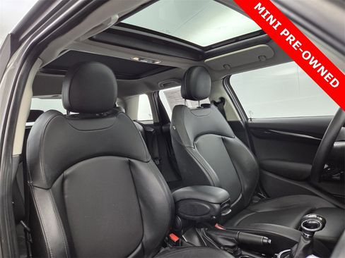 Used 2015 MINI Cooper S image 13