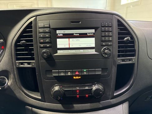 Used 2019 Mercedes-Benz Metris image 20