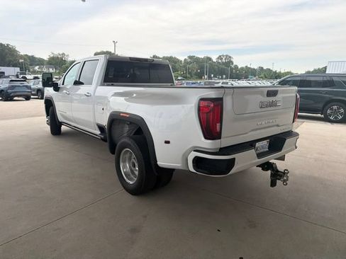Used 2022 GMC Sierra 3500 Denali w/ Denali Ultimate Package AWD/4WD image 3