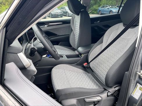 New 2026 Volkswagen Tiguan S AWD/4WD image 11