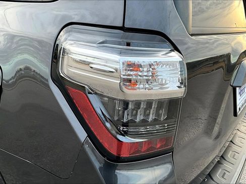 Used 2020 Toyota 4Runner SR5 Premium w/ Moonroof Package image 22