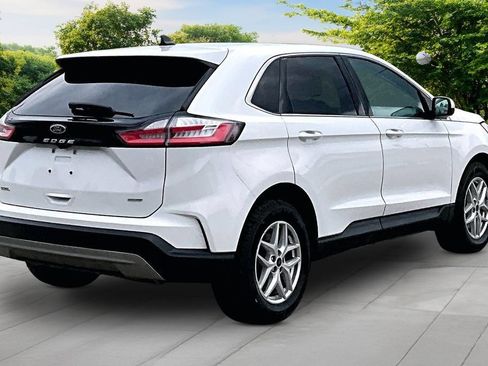 Used 2023 Ford Edge SEL AWD/4WD image 13