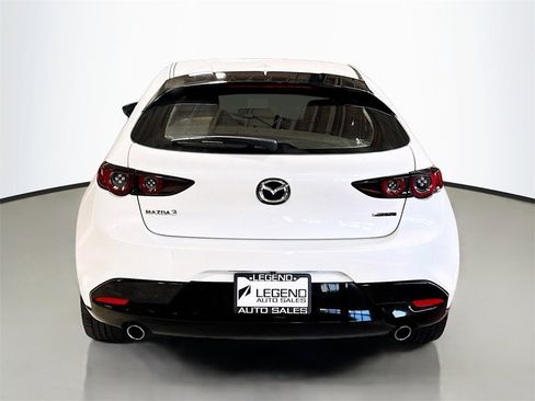 Used 2019 MAZDA MAZDA3 Hatchback w/ Preferred Package image 8