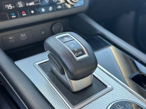 Used 2022 Mitsubishi Outlander SEL image 31