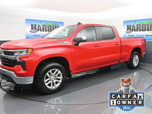 Used 2024 Chevrolet Silverado 1500 LT image 1
