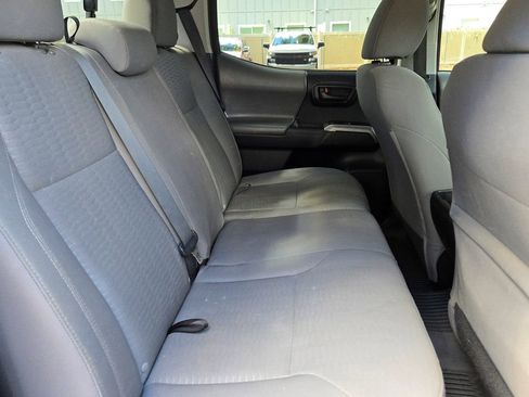 Used 2016 Toyota Tacoma SR5 image 24