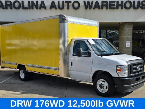 Used 2024 Ford E-350 and Econoline 350 Super Duty w/ Driver's Safety Package image 2