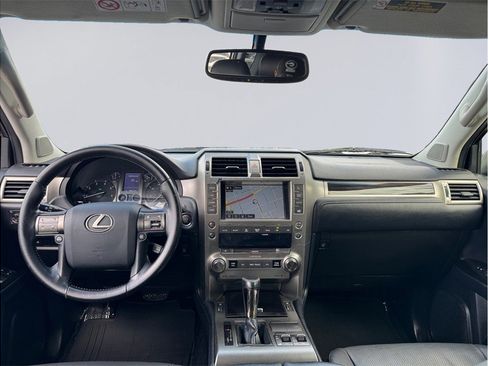 Used 2018 Lexus GX 460 w/ Navigation Package image 29