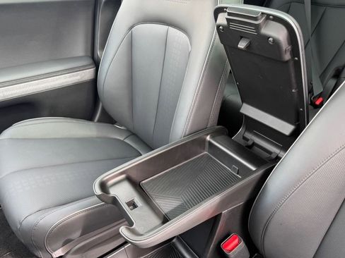 Used 2023 Hyundai Ioniq 5 Limited image 37