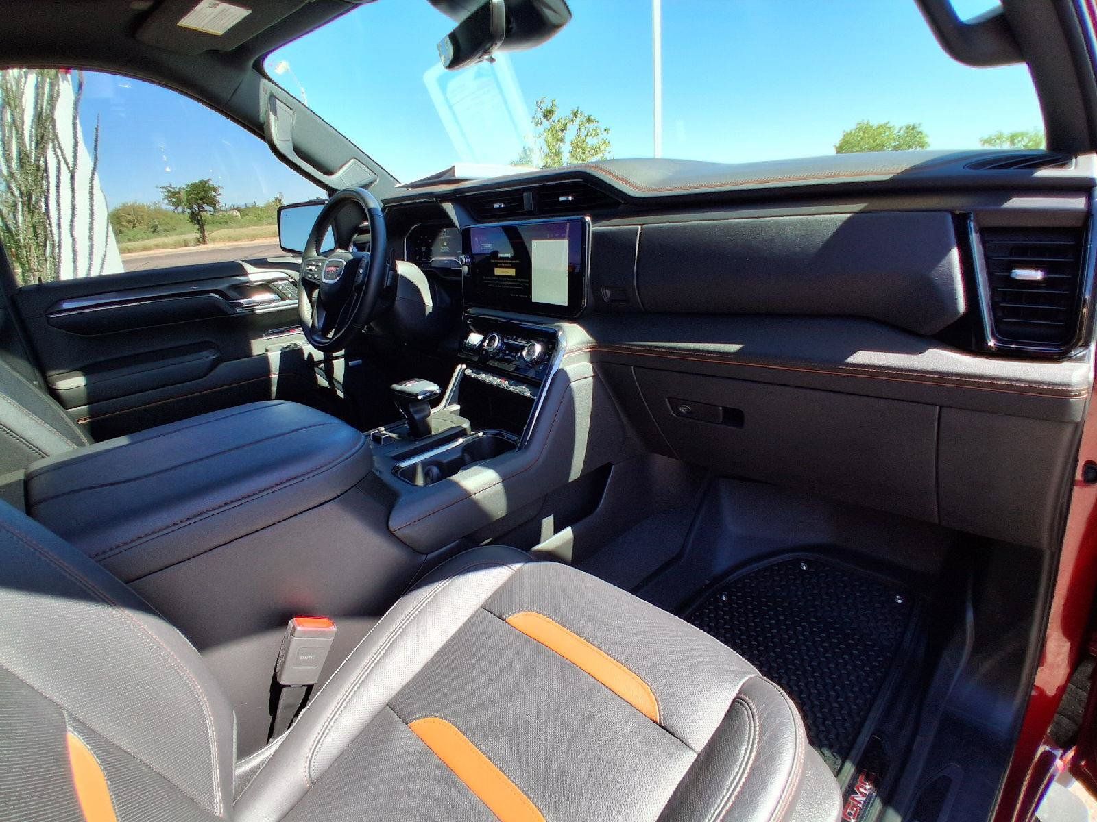 Used 2024 GMC Sierra 1500 AT4 w/ Technology Package AWD/4WD image 31