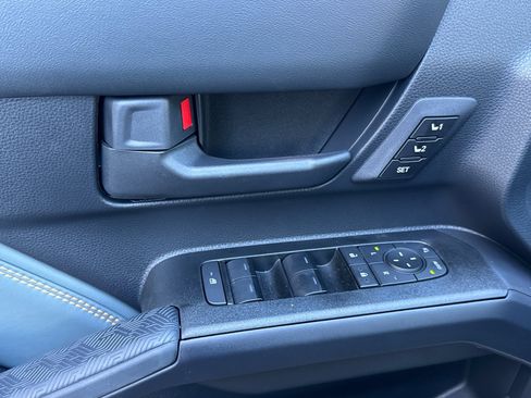 Certified 2025 Toyota 4Runner Trailhunter image 14