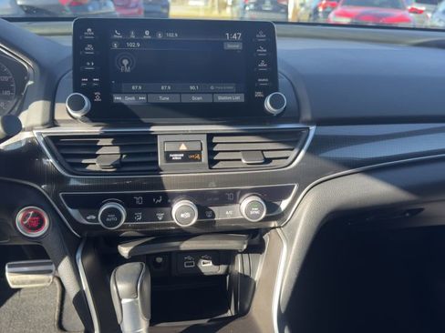 Used 2022 Honda Accord Sport image 16